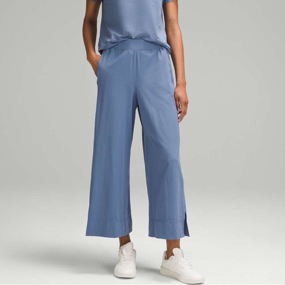 NWT Lululemon Stretch Woven High-Rise Wide-Leg Cropped Pant Oasis Blue - Picture 13 of 13